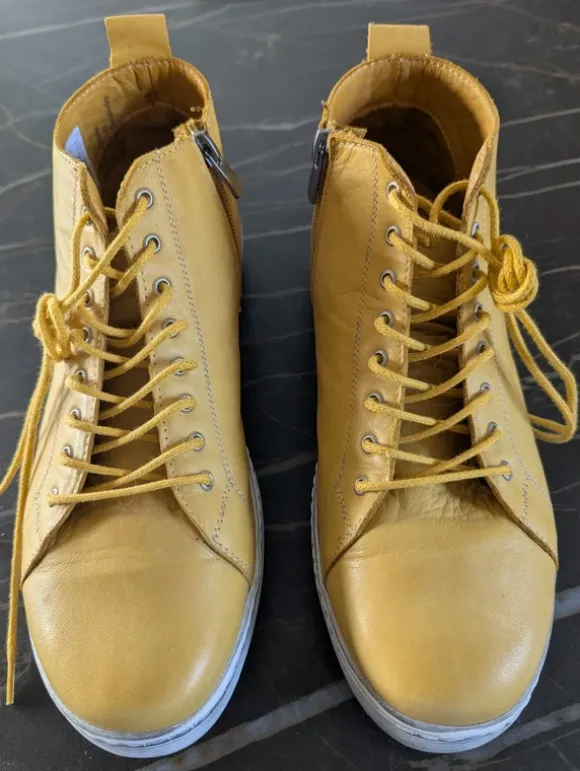 Sneaker, Andrea Conti, Safrangelb, 40