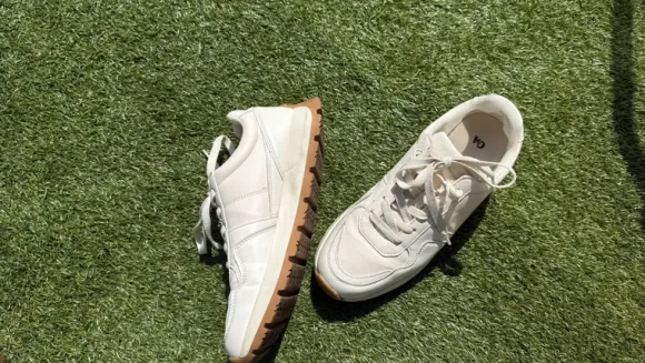 Sneaker beige/ creme