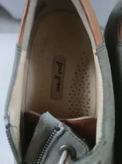 Sneaker der Marke Paul Green