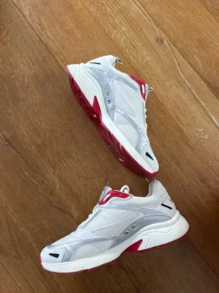 Sneaker Hugo Boss Gr. 40 weiß Silber