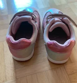 Sneaker Mädchen Größe 27