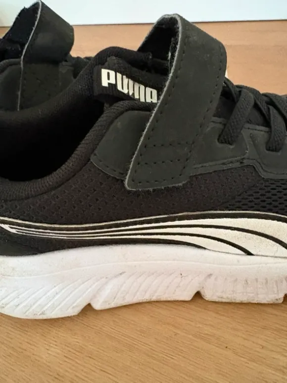 Sneaker Puma Gr 35