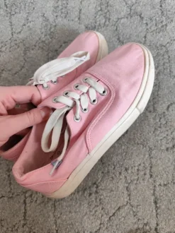 Sneaker Reserved, Größe 38