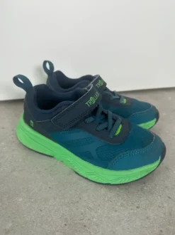 Sneaker Trollkids 29