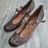 s.Oliver Leder Pumps T-Strap Brogue Braun Gr. 40 Vintage 50s Style