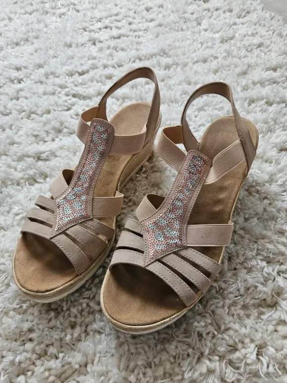 Sommerliche Sandaletten