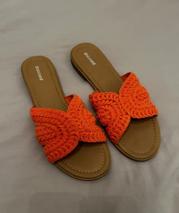 Sommerpantoletten in Orange