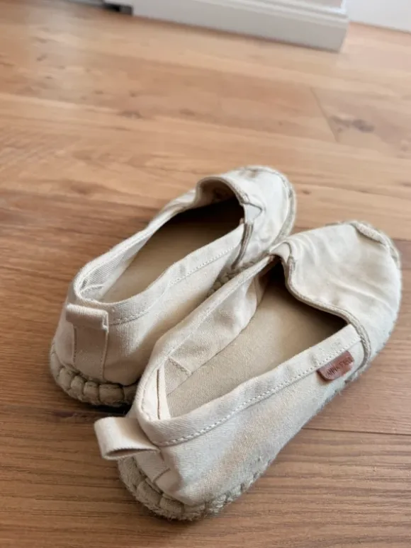 Sommerschuhe beige
