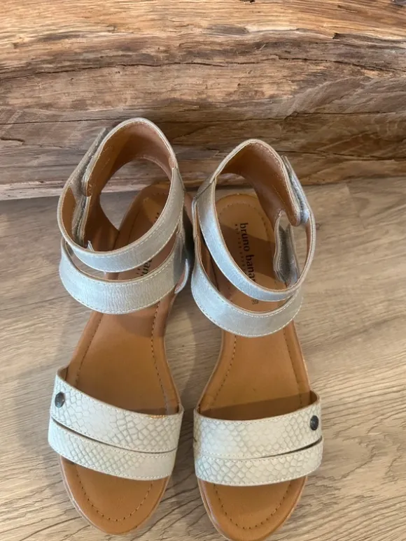 Sommerschuhe/Sandalen Damen (39)