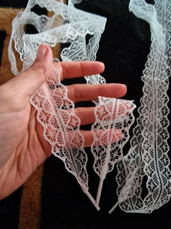 Spitze Schnürsenkel 1 paar weiß neu