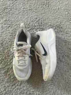 Sport Schuhe