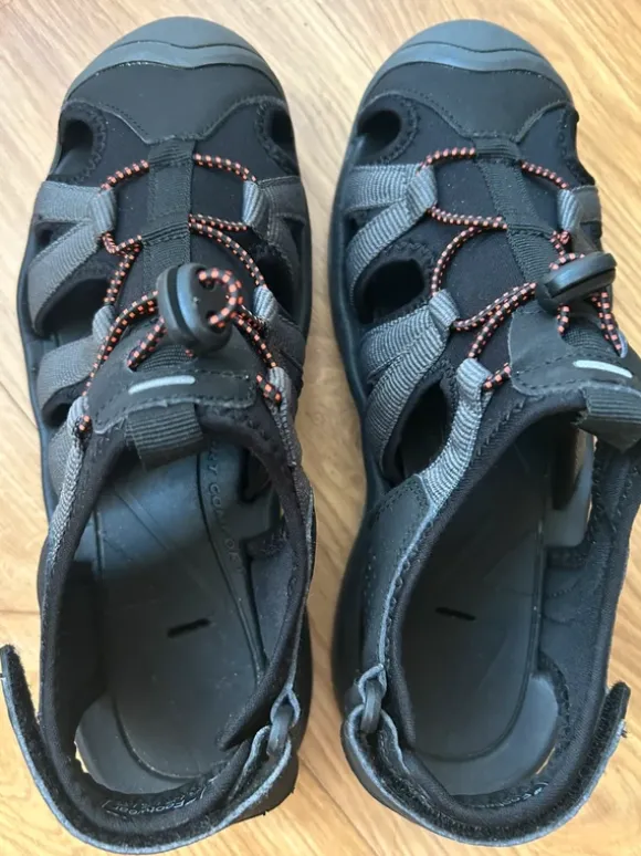 Sport Sommerschuhe Sandalen 39,5 Unisex 4F