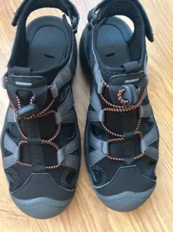 Sport Sommerschuhe Sandalen 39,5 Unisex 4F