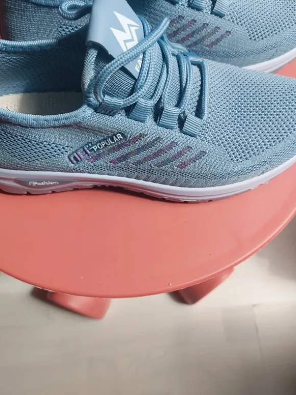 Sportschuh