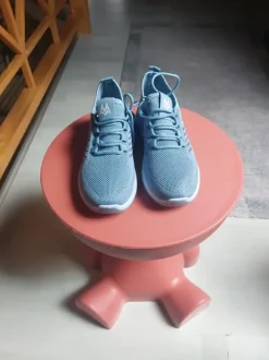 Sportschuh