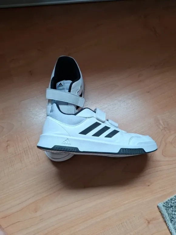 Sportschuh Adidas Größe 38 2/3