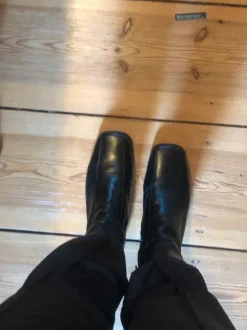 Square Toe Boots