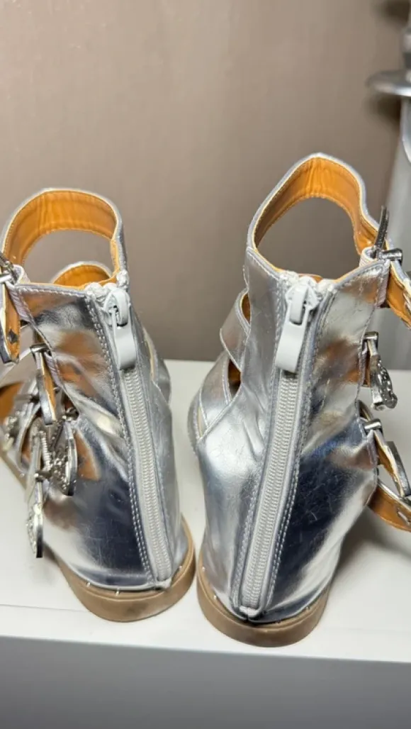 **Statement Gladiator Sandalen Silber Metallic mit Schnallen Gr. 40**