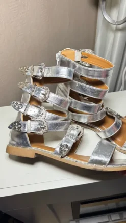 **Statement Gladiator Sandalen Silber Metallic mit Schnallen Gr. 40**