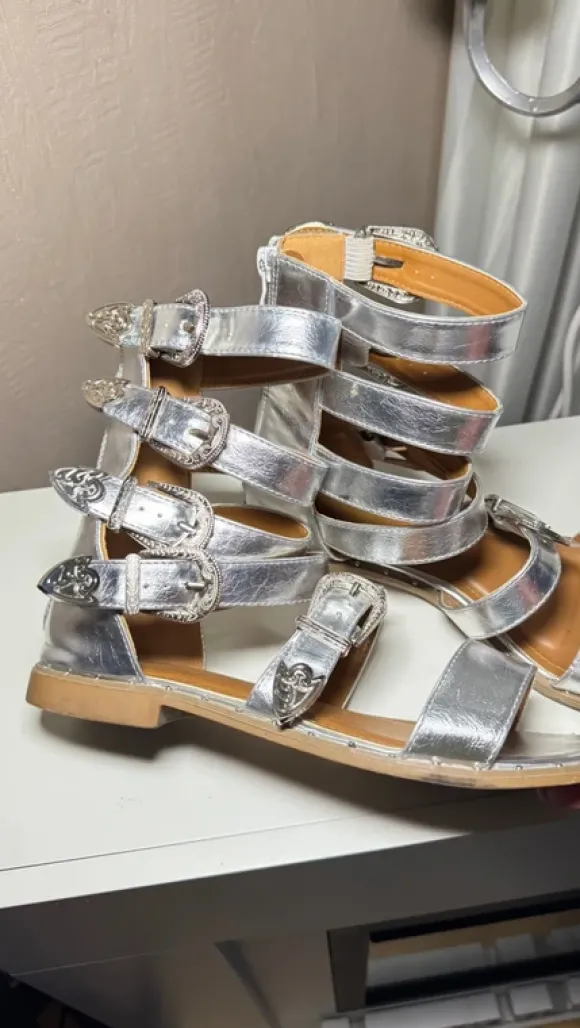 **Statement Gladiator Sandalen Silber Metallic mit Schnallen Gr. 40**