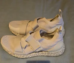 Stella MC Cartney Adidas 42 gut