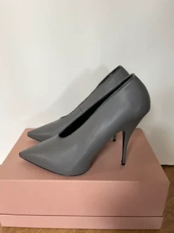 Stella McCartney Pumps 39 1/2 grau