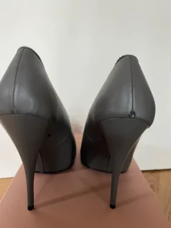 Stella McCartney Pumps 39 1/2 grau
