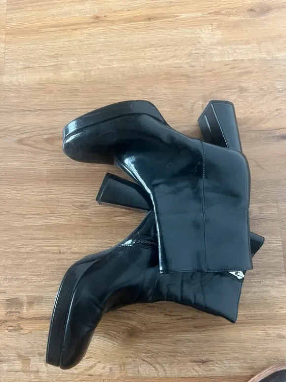 Stiefel 38 Schwarz neu