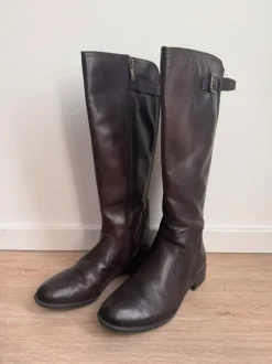 Stiefel braun