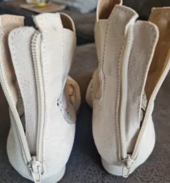 Stiefelette mit Spitze
