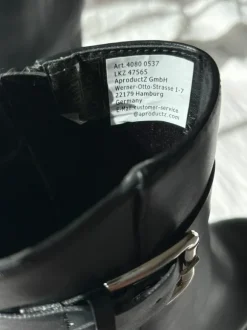 Stiefeletten mit Schnalle