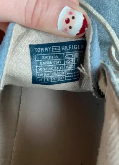 Stoffschuhe von Tommy Hilfiger