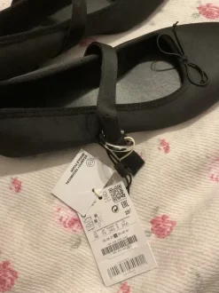 Stradivarius ballerina