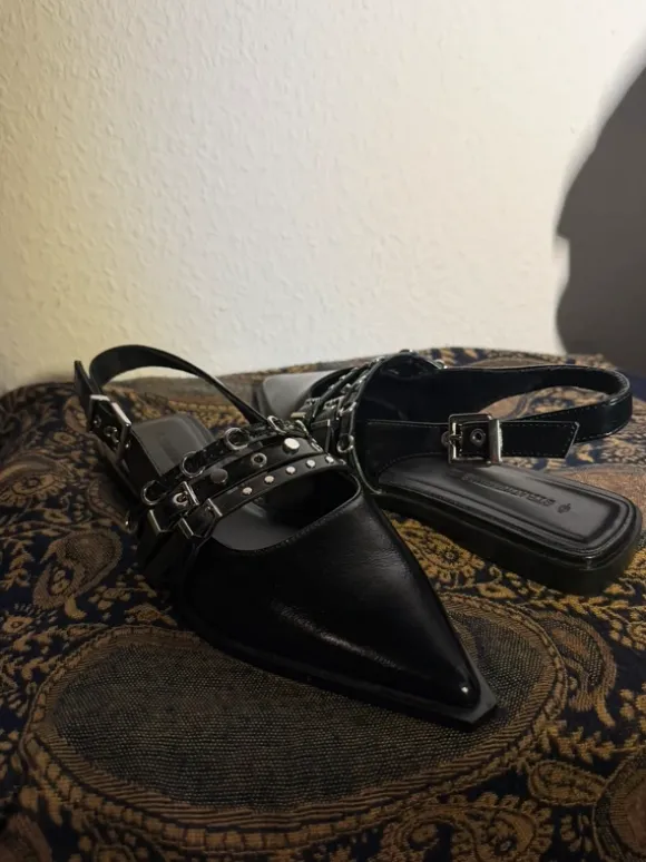 Stradivarius Sling-Ballerina - black