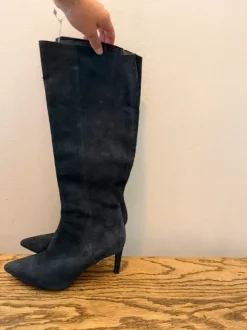 Suede hoge hakken