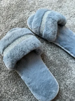 Super weiche , bequeme Hausschuhe , Schlappen , Pantoffeln