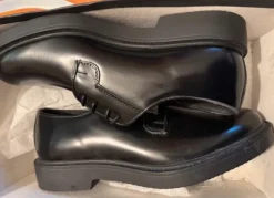 Superbes chaussures artisan Borboniqa Pompéi . Neuf!