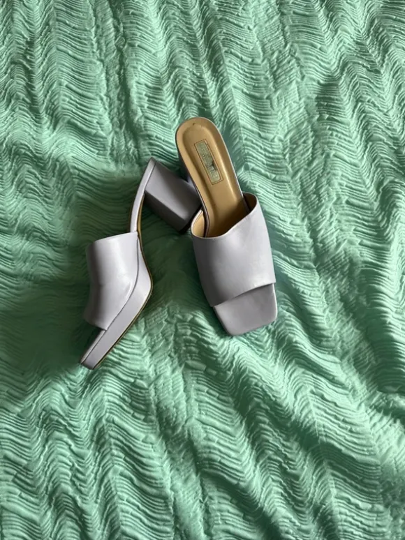 Talons mauve