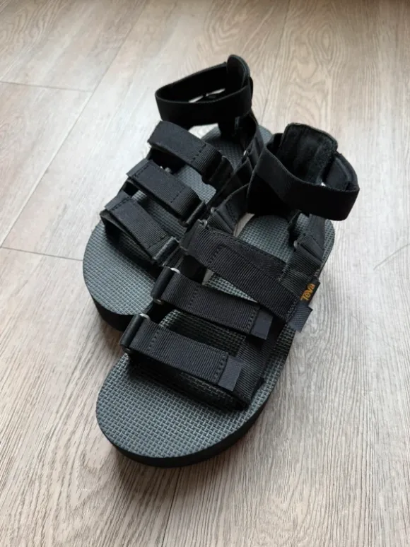 Teva Women Flatform Mevia Black