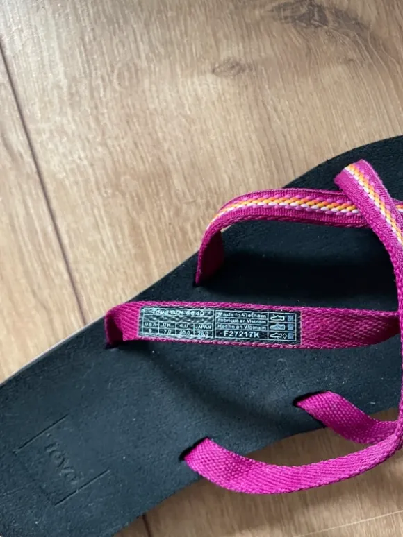 Teva Zehentrenner Sandale