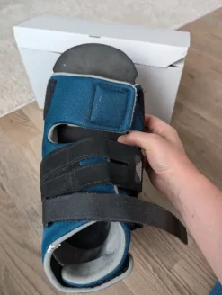 Therapieschuh/orthopädischer Schuh links Gr. XL/43-45
