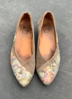 Think! Pumps Gr. 42, feines beiges Wildleder