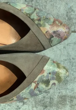 Think! Pumps Gr. 42, feines beiges Wildleder