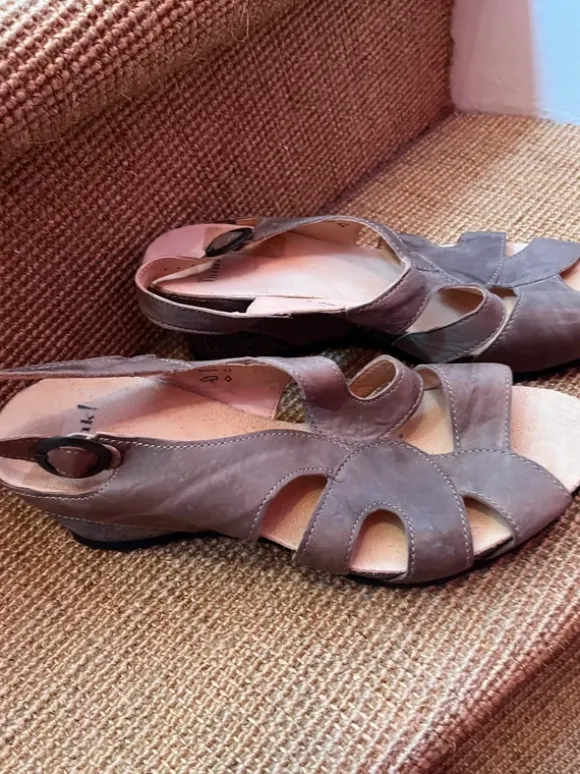 Think Sandalette Gr 40