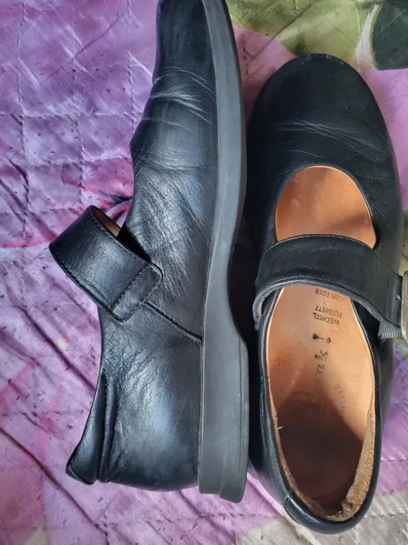 Think Schuhe Leder 36