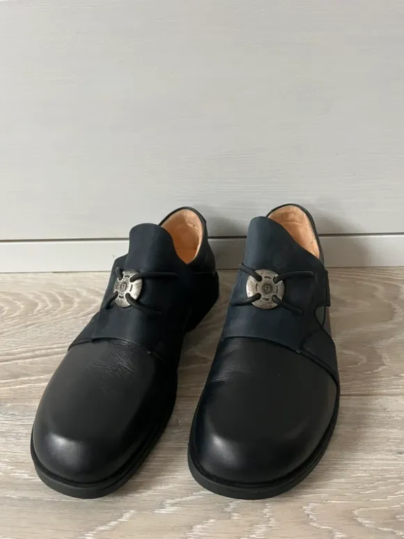 Think! Slipper dunkelblau