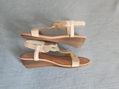 Tolle Keilsandalen Sandalen Lascana Gr.39 creme/glitzer