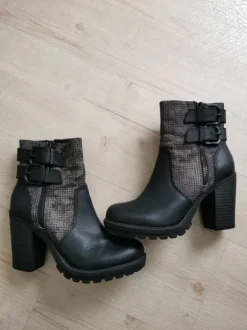 Tolle Stiefelette von Replay