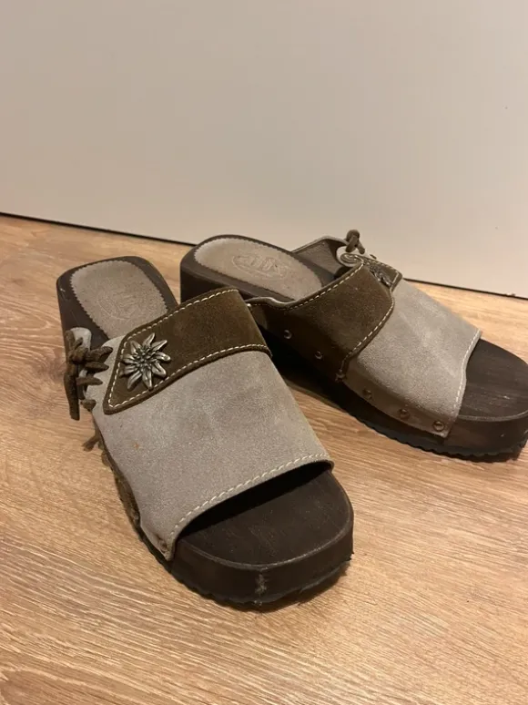 Tolle Vintage Trachtenschuhe