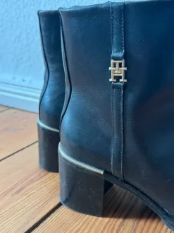 Tommi Hilfiger Boots